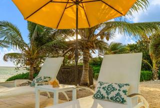 The Banana Bird Ocean View Studio Cottage in East End - 6