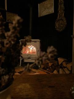 Charming Apartment With A Library - 2