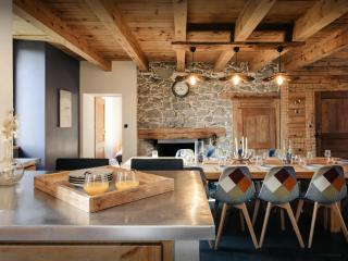 Chalet Ladroit - OVO Network - 3