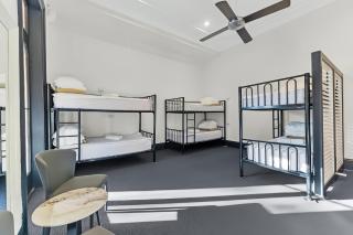 London Gate Backpackers Hotel - 6