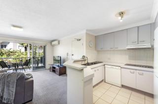 3BDR Escape with Parking and Beach Access - 3