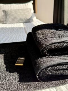 Beach, Restaurants, Shopping, Park, Pier - nearby - 1