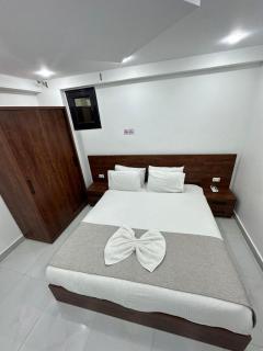 pyramids& prince &view inn - 1