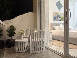 Seaview Mountain Villa - 4