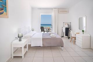 Azure Seaside Apts - 8