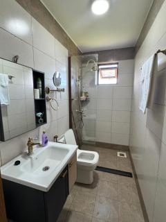 Sea breeze apartment kikambala - 9