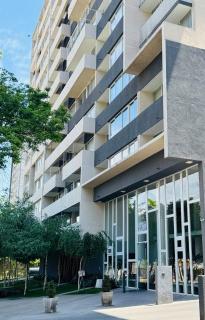 Departamento con Piscina y Parking, a Pasos del Estadio Nacional, Metro y Campus Universitario San Joaquín - 4
