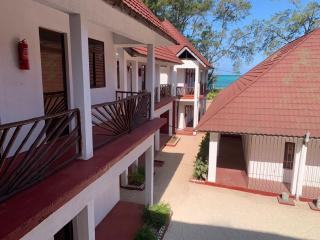 CAAA Youth Hostel - 6