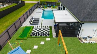 Relax & Play in Cape Coral Pool BBQ Family Fun - 9