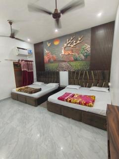 Kanak Bihari Yatri Niwas, 100 Meter Ram Ki Paidi, Saryu River - 8