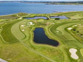 The Hawthorn by Galway Bay - 6