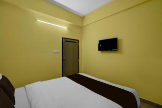 Hotel O Royal Plaza - 2