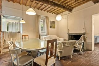 Historic Farmhouse Near Lucca In Tuscany - 1