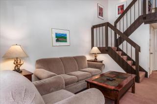 (A202) Loft Condominiums - 9