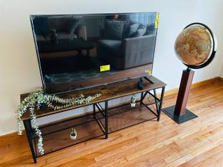 Spacious 2BR2BA with Hardwood Floors - 9