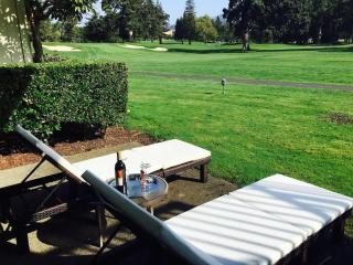 Luxury Napa Getaway Golf Views King Bed - 0