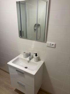 Útulný apartmán blízko Prahy - 4