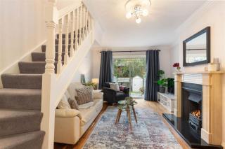GuestReady - Coastal Charm near Sandymount Beach - 2