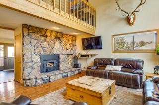 Private Deck and Hot Tub Silverthorne Home! - 5