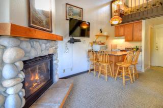 (A212) Loft Condominiums - Yosemite West - 3