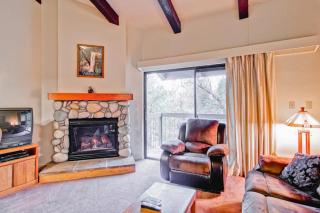 (B211) Loft Condominiums - 7