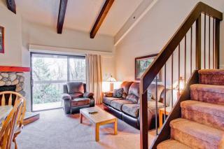 (B211) Loft Condominiums - 3