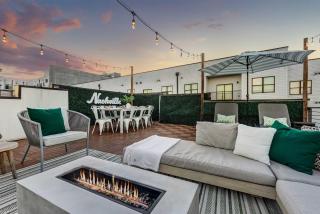 The Wade - Minutes to the Gulch & 12 South - 1