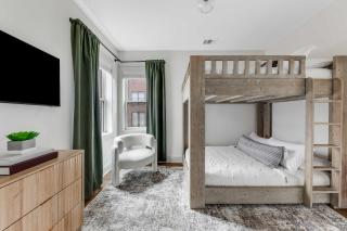 The Wade - Minutes to the Gulch & 12 South - 2