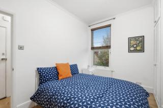 1-Bed Flat, home office and garden - 5