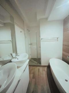 Regency Menlyn, 2 Bed Spacious Double Storey, New! - 8