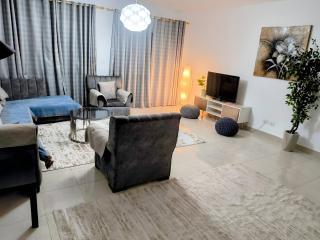 3 bedrooms apartment in Al Rehab city - 5