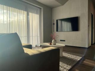 Imperial Residence - design aparthotel in city center, private parking - 2