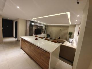 Modern and Cozy Suite - 6