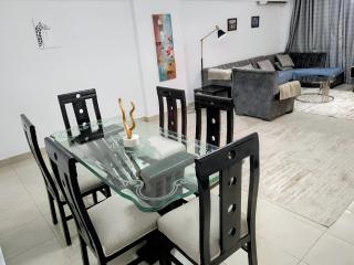 3 bedrooms apartment in Al Rehab city - 4
