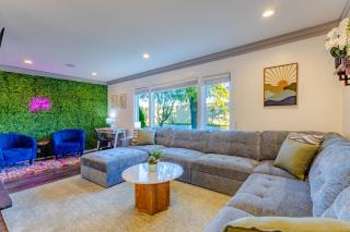 Brew City Game Room Fenced Yard 2 King Beds - 5