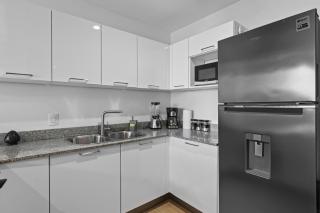 24K Propiedades 15th Floor Camino al Mar Beach Front King Bed - 7