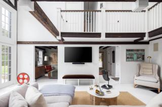 Bridgehaven Estate by Rove - Luxe Home with Pool - 9