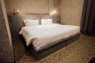 Fhandika Boutique Inc. - 6