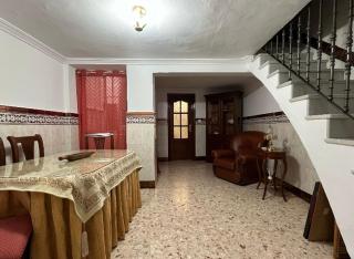 Casa amplia a un paso de Sevilla - 8