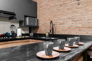 Industrial Loft King Bed and 2 Office Spaces - 7