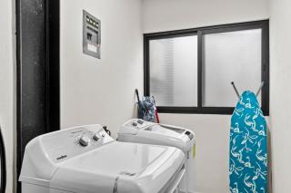 Industrial Loft King Bed and 2 Office Spaces - 3