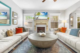 2 Mansions w/ Pool and Hot Tub in West Palm Beach! - 1