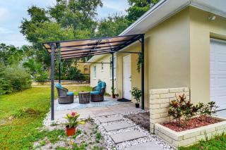 3 Mi to Dtwn St Pete Couples Retreat with Patio! - 0
