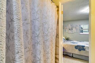 3 Mi to Dtwn St Pete Couples Retreat with Patio! - 1