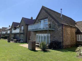 Silversands House - The Bay Filey, sleeps 8-10, 2 dogs welcome - 9