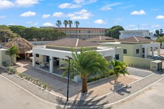 Casa Carpe Diem with private pool, Mambo Beach - 2