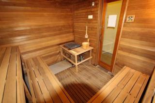 Studio with Balcony Indoor Pool and Hot Tub Loon - 1