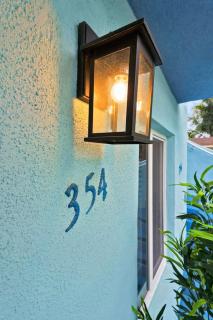 Modern 2-Bedroom Apartment - Miami - 6