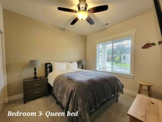 Golf Course home sleeps 6 - 3