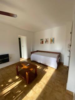 Dpto ubicacion ideal en el centro de Salta - 1